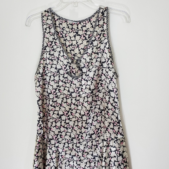 Gilligan & O'Malley Floral Gown, Size Small - Picture 3 of 9